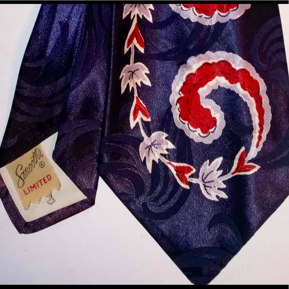 1940s vintage tie amazing and beautiful! Only one!